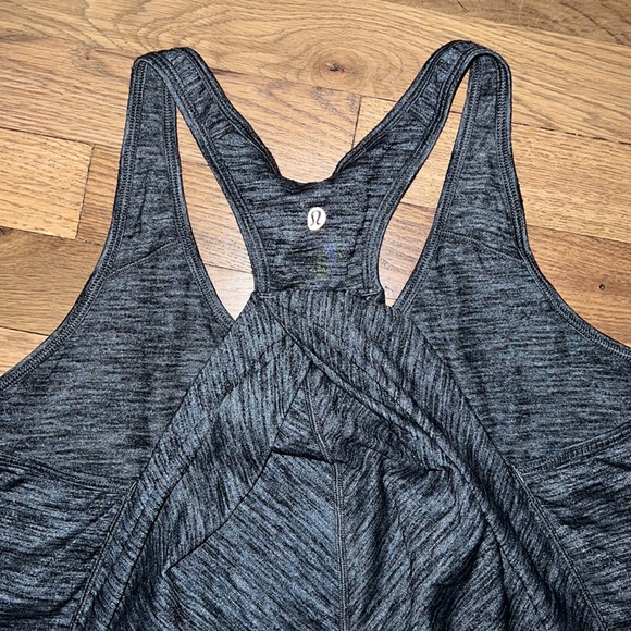Lululemon Athetica Racerback Tank Size 8/10 - Picture 7 of 7